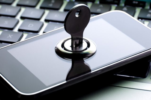 Smartphone power ‘will bring an end to keys, TV remotes and cash’