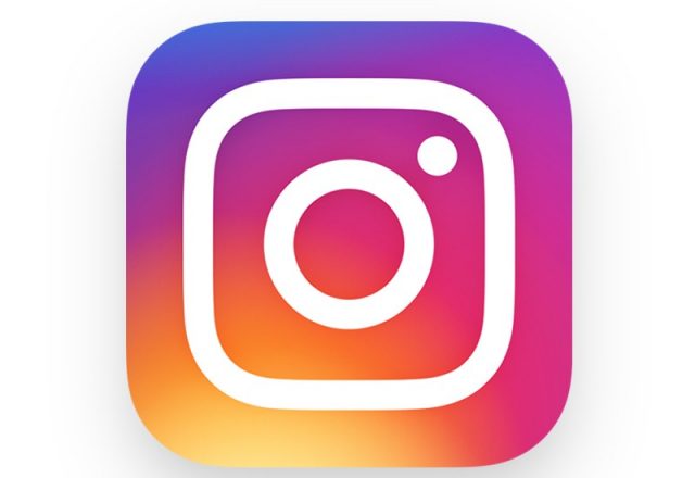 Instagram launches ‘disappearing messages’ and live video features