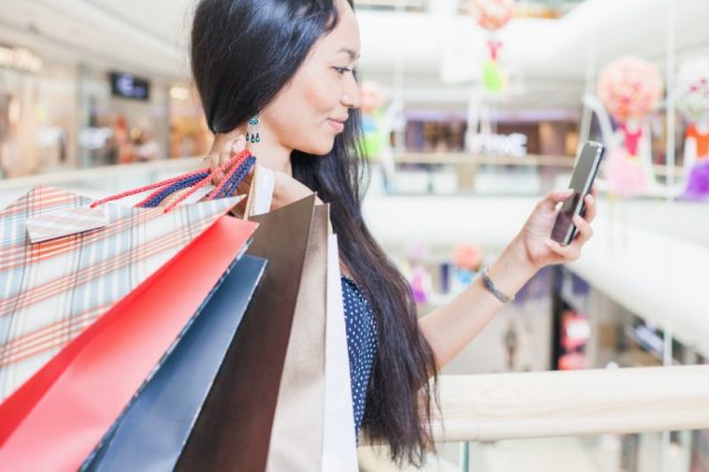 Smartphone shopping surge forecast for next four years