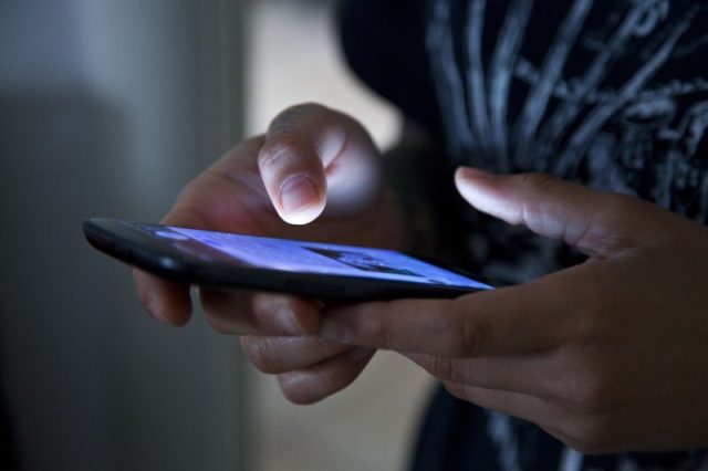 Could Samsung be releasing a bezel-less phone?
