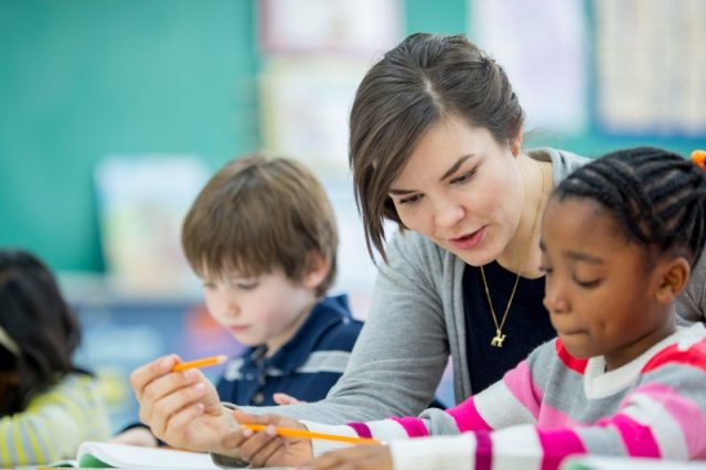 O2 to provide new phone bill discounts to teachers