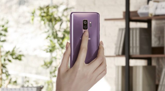Smartphones ‘getting taller and narrower’